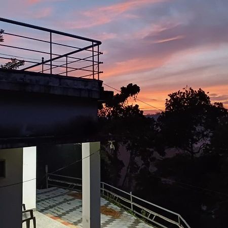 Hostel 3R Residency Munnar Zewnętrze zdjęcie