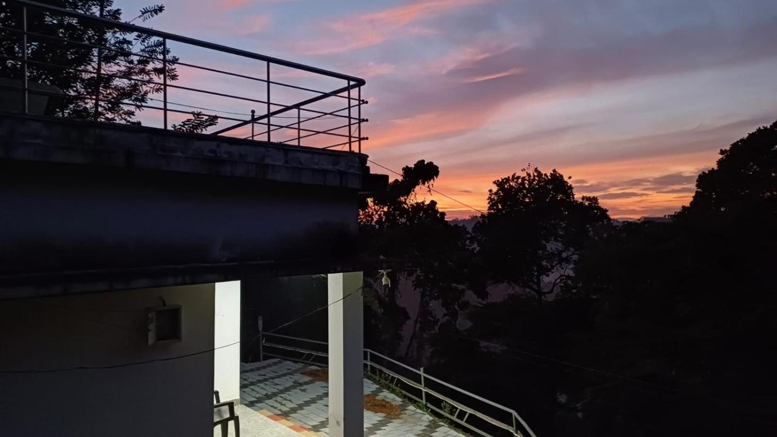 Hostel 3R Residency Munnar Zewnętrze zdjęcie